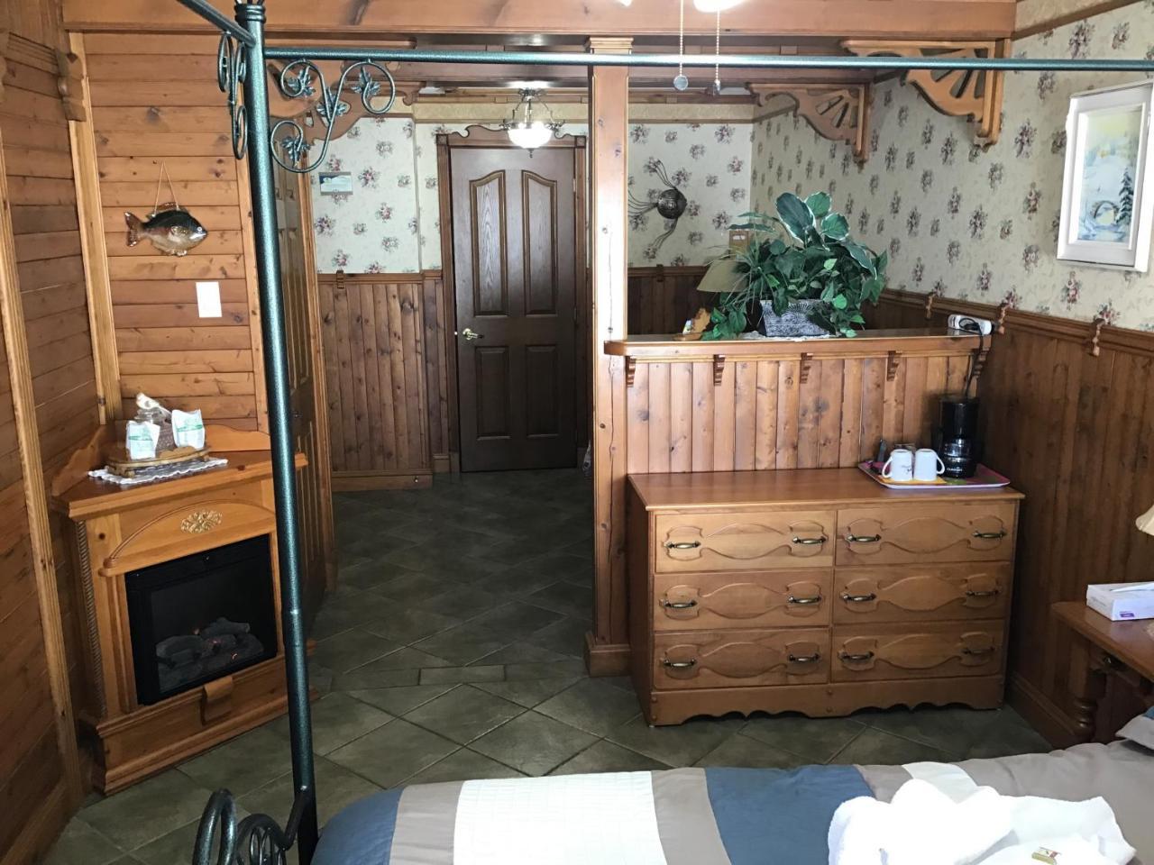 פטיט-ריבייר-סן-פרנסואה Auberge La Cote D'Or מראה חיצוני תמונה